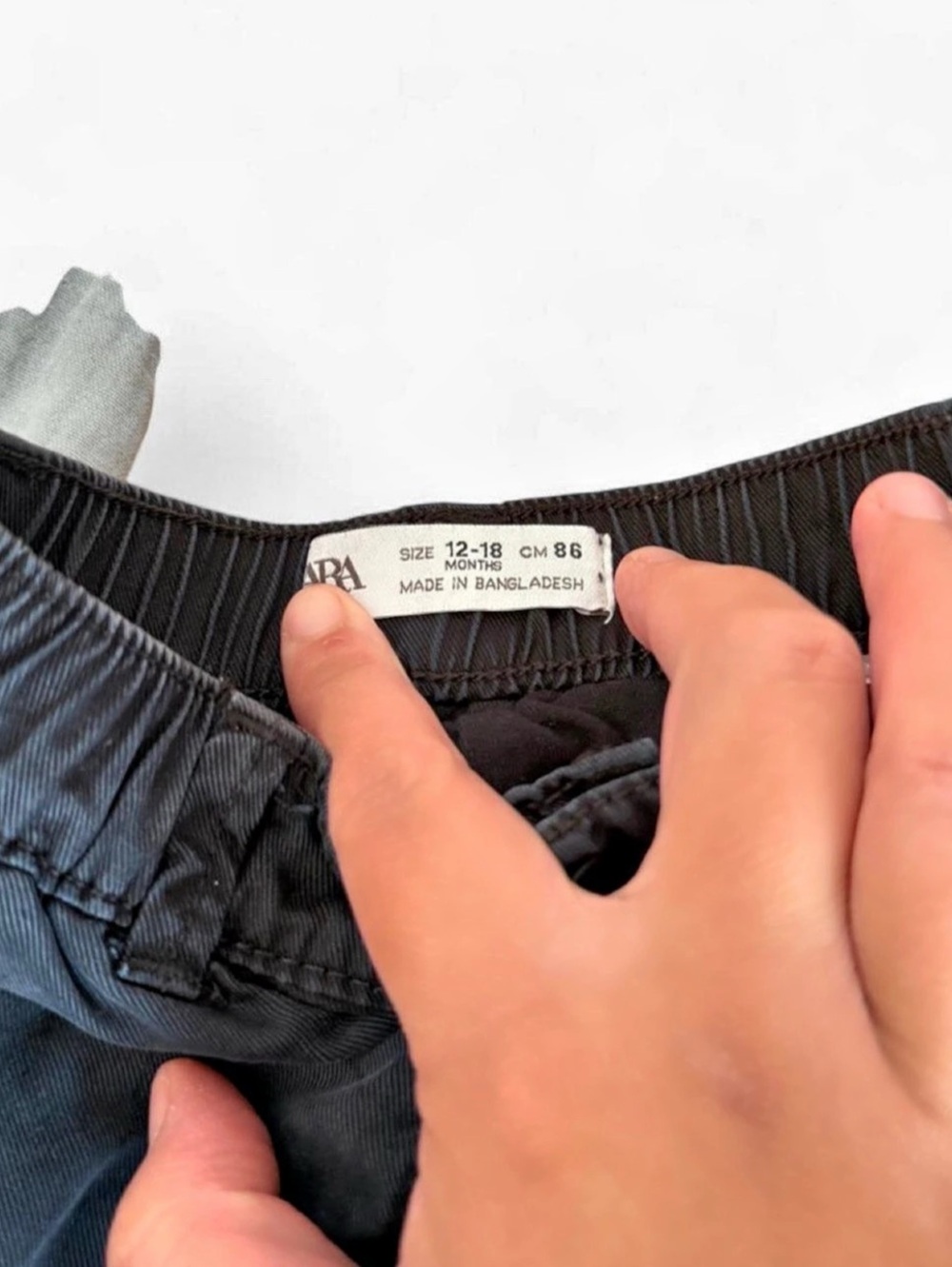 Kids Pants Lot Blue Black Size 12-18M - Picture 5 of 8